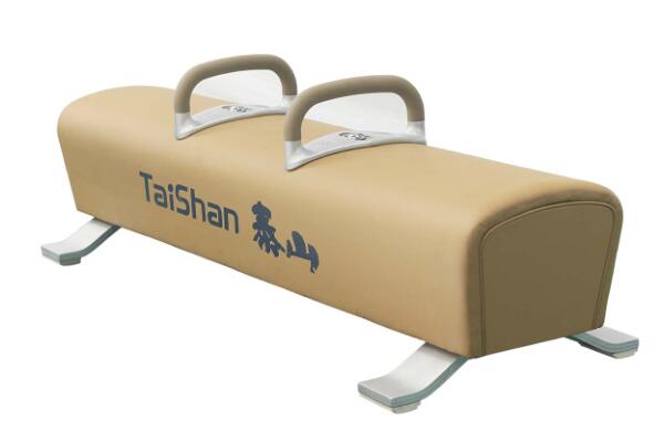 低鞍马（A）(图1)